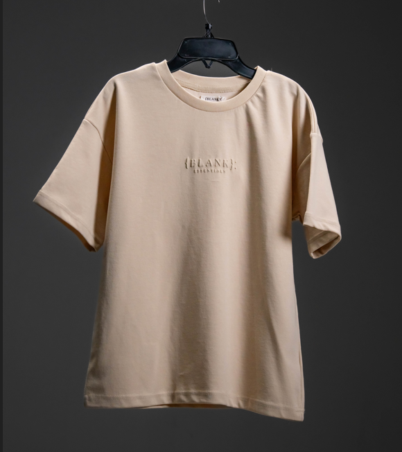 Small Bracket Logo Tee Offwhite