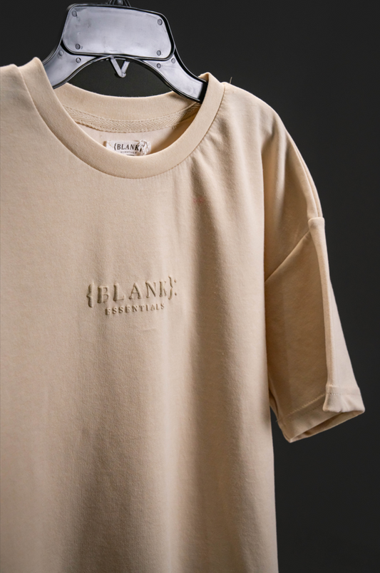Small Bracket Logo Tee Offwhite