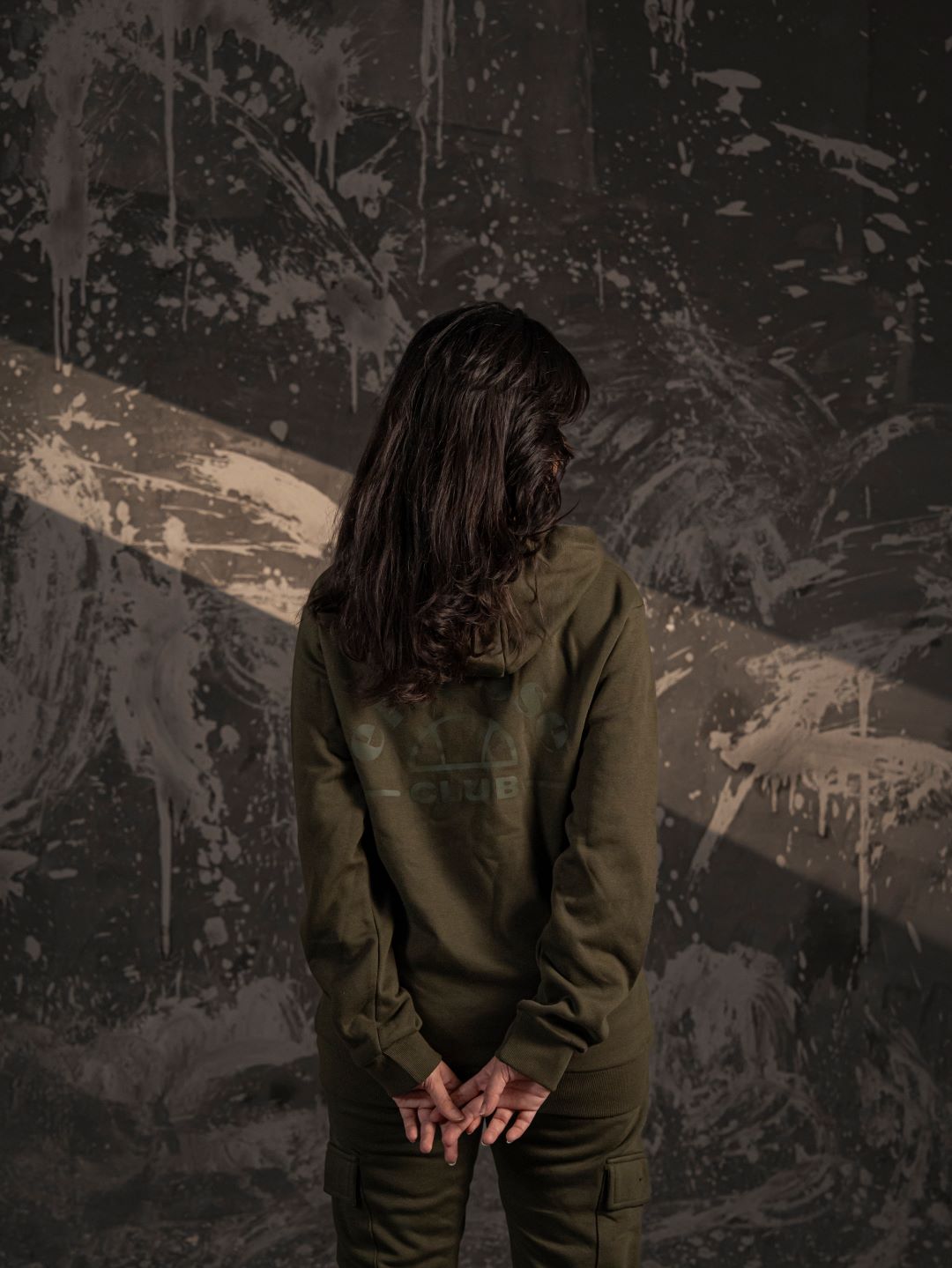 Ellesse Club Hoodie – Olive Green (Unisex Fit)