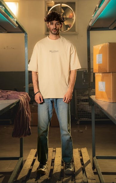 Small Straight Logo Tee Off white