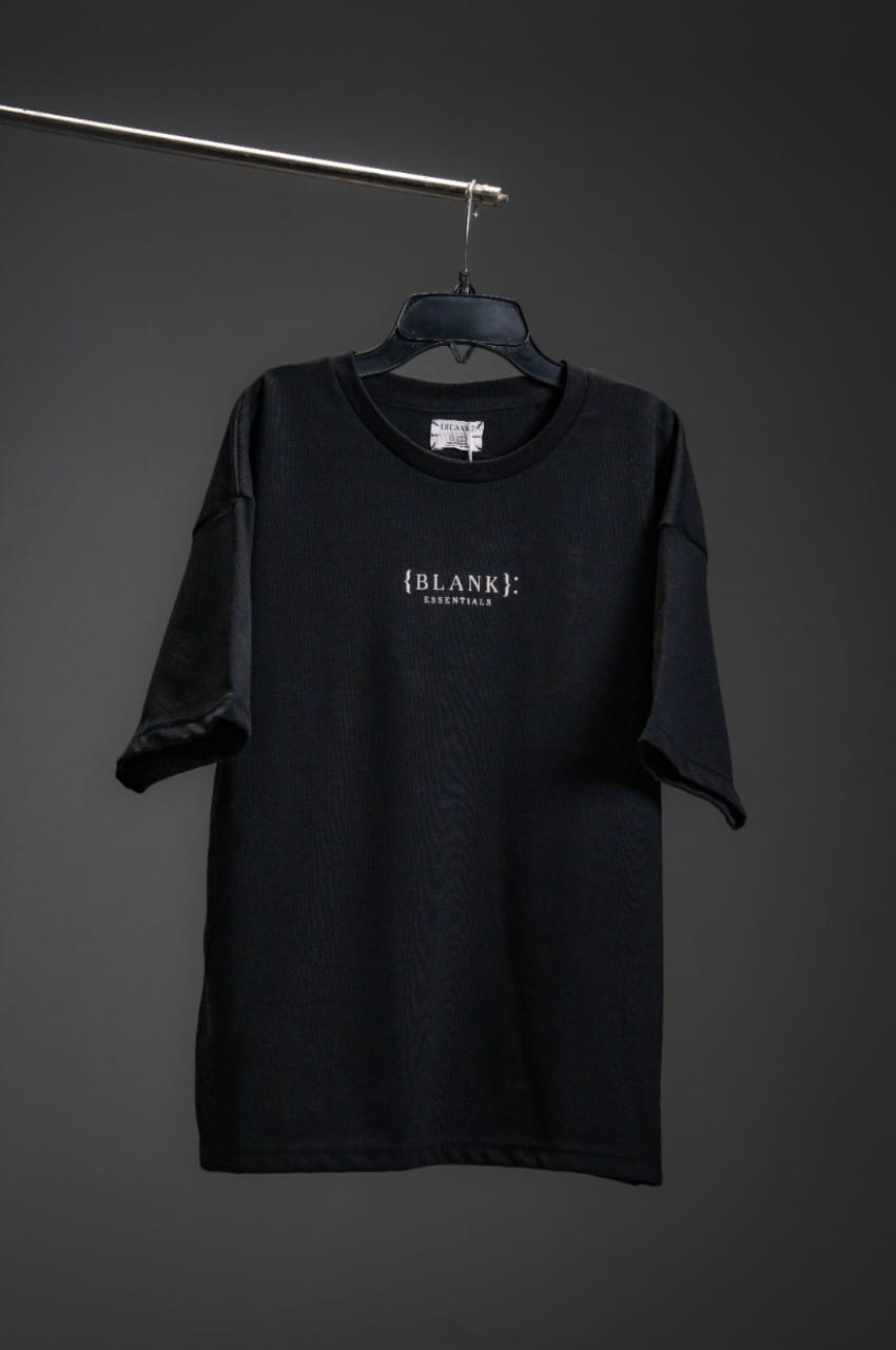 Small Straight Logo Tee Black